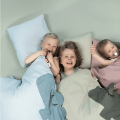 Done By Deer ™ Set Di Biancheria Da Letto Junior Sleepy 100 X 140 Cm Croco Blue 8 Done By Deer ™ Set Di Biancheria Da Letto Junior Sleepy 100 X 140 Cm Croco Blue -Bambino Forniture Negozio done by deer set di biancheria da letto junior sleepy 100 x 140 cm croco blue a394511 3